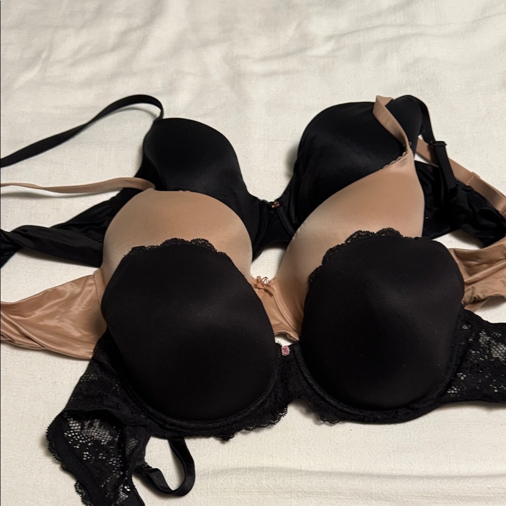 VS bras